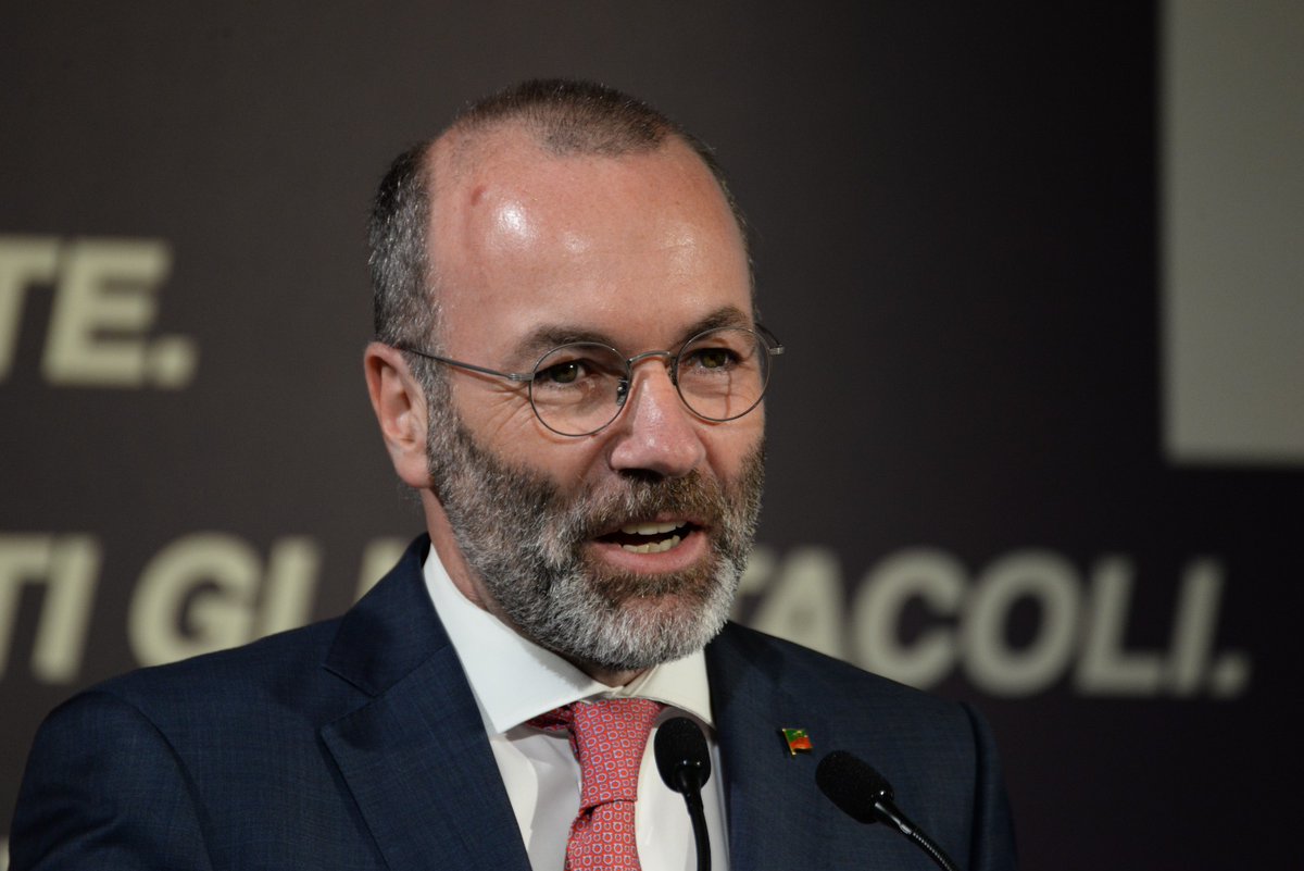 Le alleanze politiche sono prima di tutto fondate sul rispetto reciproco e sulla serietà delle persone. Grazie <a href="/ManfredWeber/">Manfred Weber</a> per il tuo sostegno. Ti sei dimostrato ancora una volta un amico dell'Italia. Insieme continueremo a costruire una grande Europa.

<a href="/EPP/">EPP</a>