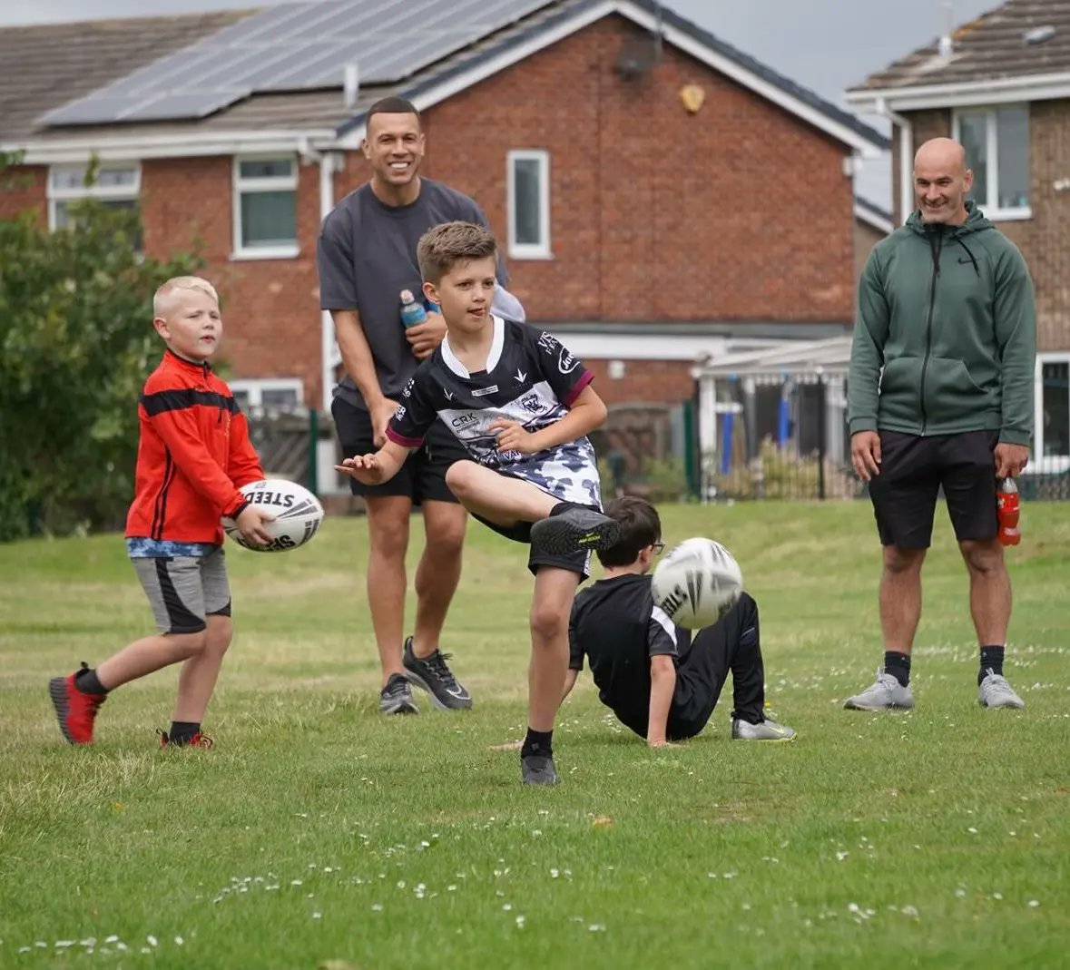 jamieshaul's tweet photo. What a great day at the rugby golf thank you for everyone who came down ⚪️⚫️ https://t.co/xaaXBJ3W1e