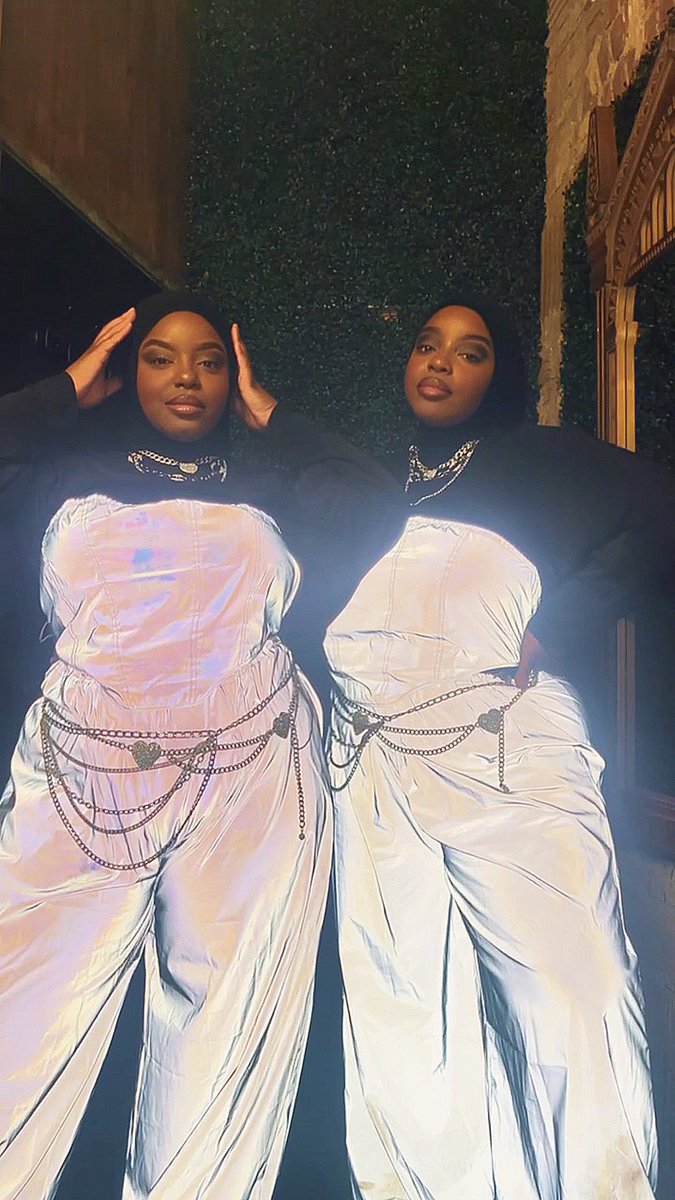 aint_afraid's tweet image. 🎵 My girl super beautiful , talking physical to character and spiritual 🎵 ✨ shining on stages all SUMMAH!!! Catch us Next week in Grand Rapids , MI for the #LoveWhereyouLive Festival ✨🎤