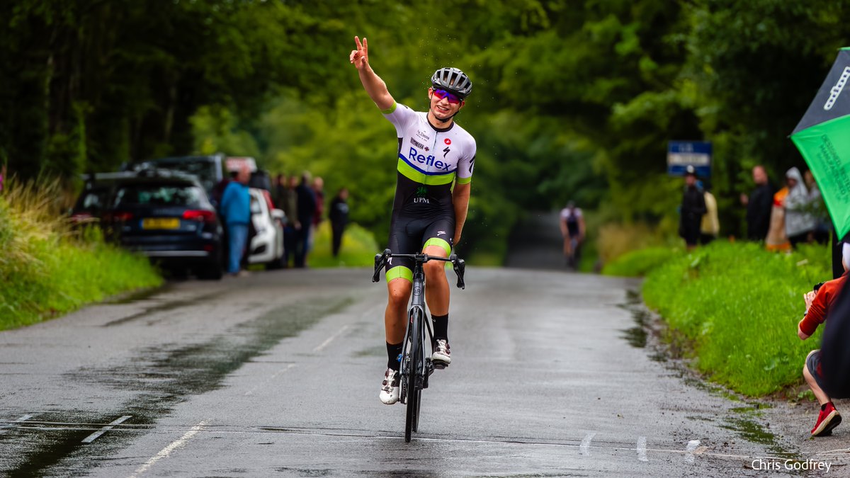 runningbydoing's tweet image. Over to nearby Brentor this morning to watch the Plymouth Corinthian Summer Road Races - very enjoyable despite a sudden torrential downpour in the final stages. #Dartmoor