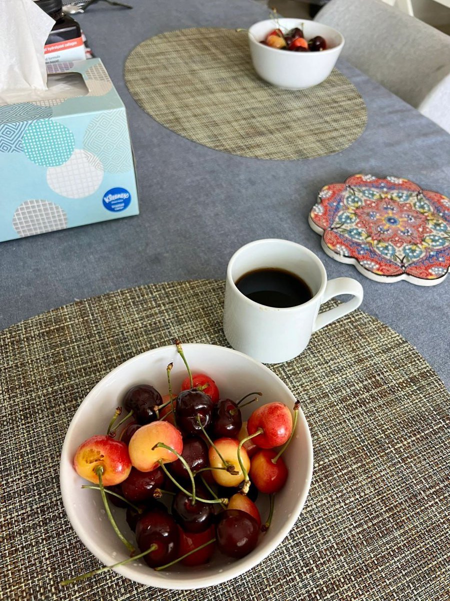 Raspberry_1123's tweet image. A simple cup of coffee.