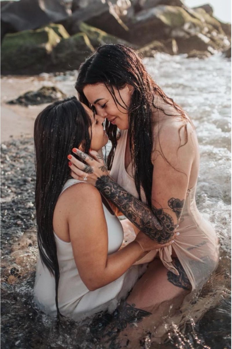 evollgbt's tweet photo. Amazing couple: @debwiththegoodhair & @lperciballi 💕🏳️🌈
📍 - Asbury Park, New Jersey
📷 @imegphotos
#engayged #engaged #engaygement #fiance #lesbianengagement #asburypark #photographynj #couplesession #couplephotography #lesbianwedding #beachpicnic #proposal #lesbianproposal https://t.co/xvvCvdVcxj