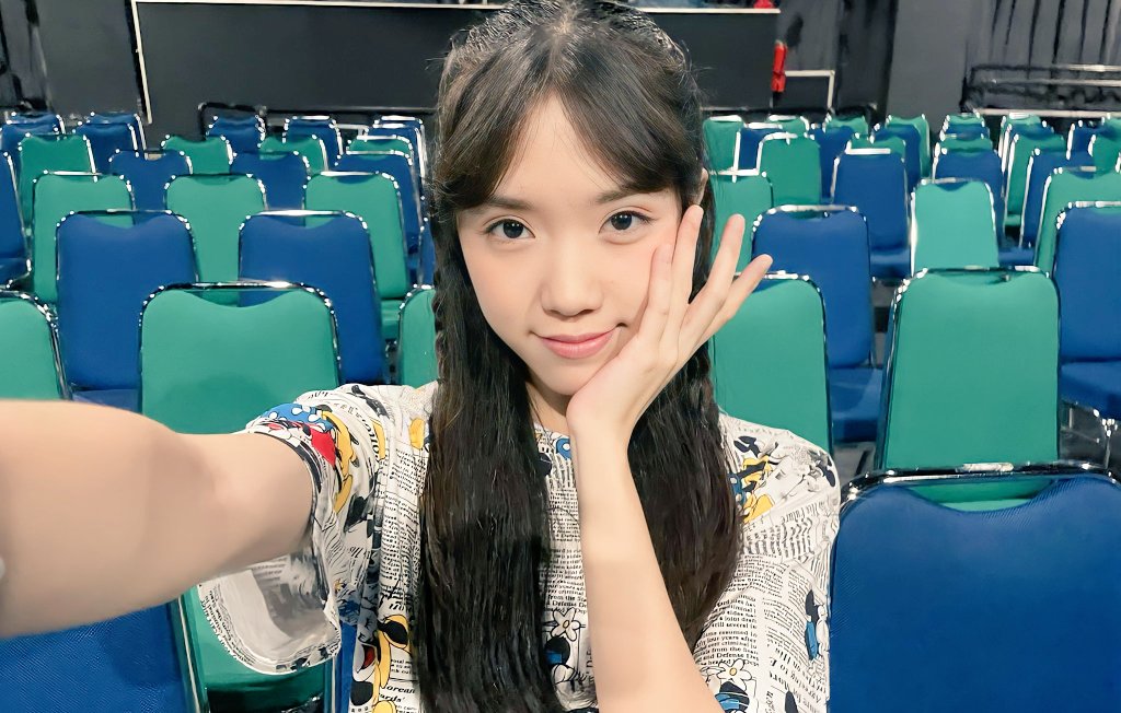 Gracynation's tweet photo. Xixixi yang gemaass
Great perfomance todaay! 🐰🐰🐰 https://t.co/AVU9UntST9