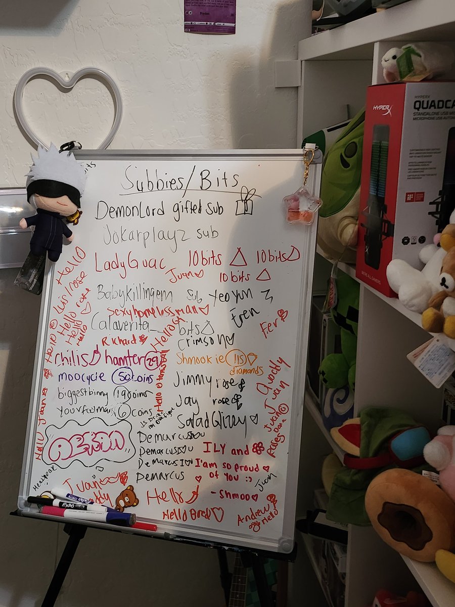 Mewspeak2's tweet photo. Played games then cleaned my room !
Erasing my board today. TY for all theee love 
#TikTok #twitch #gamergirl #pinkpc https://t.co/NmT41is3zr