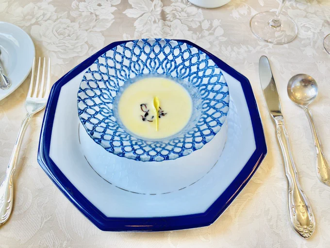 山手十番館でランチ パンがもちもちで美味しかった