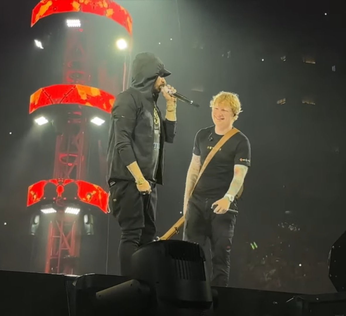 Eminemfiless's tweet photo. Eminem &amp; Edd Sheeran iconic moment s https://t.co/NthP0xRgvF