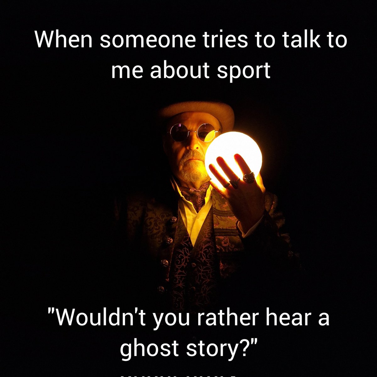 Playing with this meme 👻😊