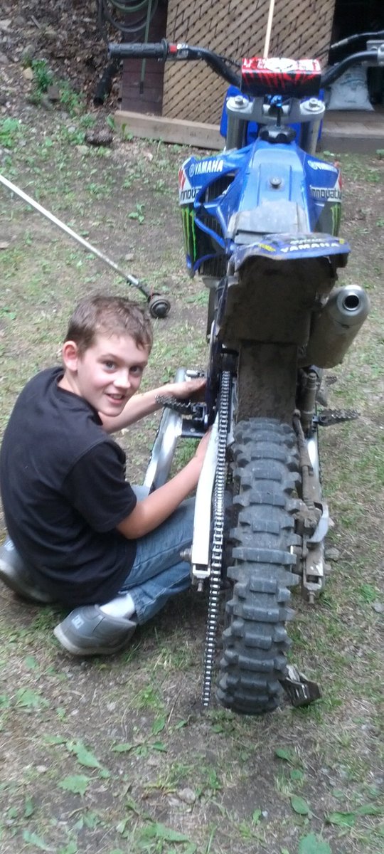 bushcrafter79's tweet photo. Sunday throwback 
12 yrs ago, Jr started saving beer cans. 
My buddies saved them too. He wanted a YZ85
He saved up $530 (bike was much more😎)
Was only to be for fun.
By next spring, electrical tape numbers, and new gear, rest is all passion and hard work

#BuildMen
#MXracing https://t.co/IYaekrWxzU