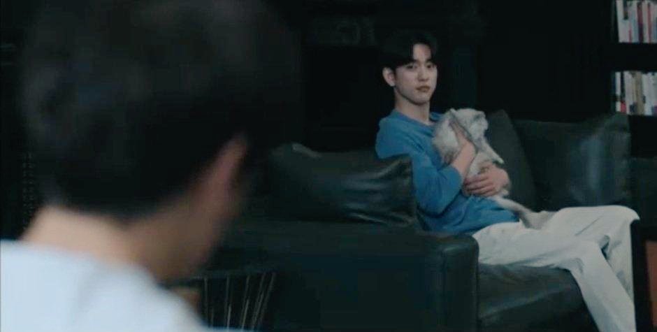 JustJisung__'s tweet photo. them in the same room just chilling and laughing with their baby kkomi after a hard day at work
#TDJRewatch https://t.co/VqYwLvXpqG