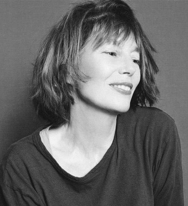 Tristesse à l’annonce du décès de #JaneBirkin. Elle avait été l’invitée des #NocturnesRTL le 3 décembre 2008 en direct du #DeliriumCafé à Bruxelles. À la même affiche, il y avait Arno. Peut-être reprendront-  ils "Elisa" ensemble sur un nuage maintenant qu’ils sont réunis
<a href="/BelRTL/">bel RTL</a>