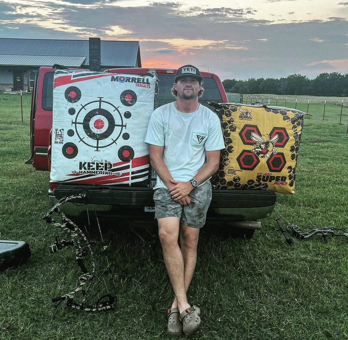 Options on this Sunday Funday 🤘

Photo: @hwilson1581 

#huntingstartshere #shootmorrell #morrelltargets #archery #archerytarget #shootyourbow