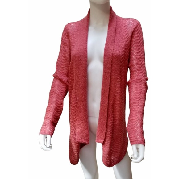 So good I had to share! Check out all the items I'm loving on <a href="/Poshmarkapp/">Poshmark</a> from @QuintroyH #poshmark #fashion #style #shopmycloset #moschino #forever21: posh.mk/Q4DK4aHVtBb