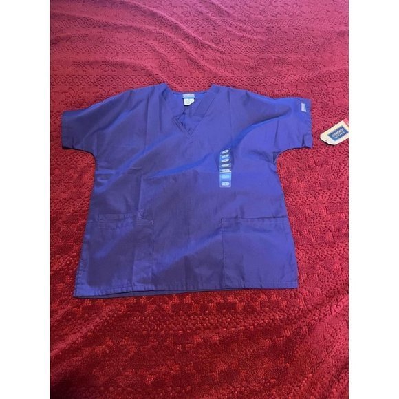 So good I had to share! Check out all the items I'm loving on <a href="/Poshmarkapp/">Poshmark</a> from <a href="/kristycougill/">kcougill</a> #poshmark #fashion #style #shopmycloset #fabletics #brooks #cherokee: posh.mk/seYeJ6IVtBb