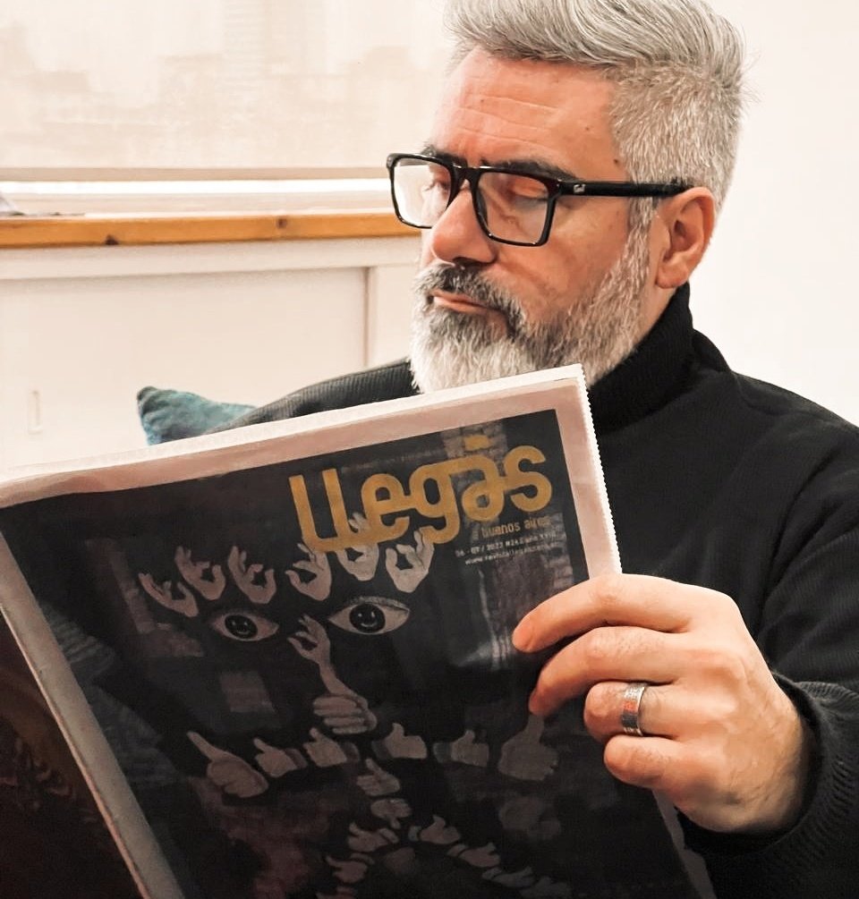 ¡Te comparto esta hermosa entrevista que me hicieron en <a href="/revistaLlegas/">revista Llegás</a>!

Una revista de distribución gratuita que podés encontrar en distintos teatros y espacios culturales independientes y públicos de la ciudad.
Y el día nos invita a tener nuestra versión en papel, ¿no?

También