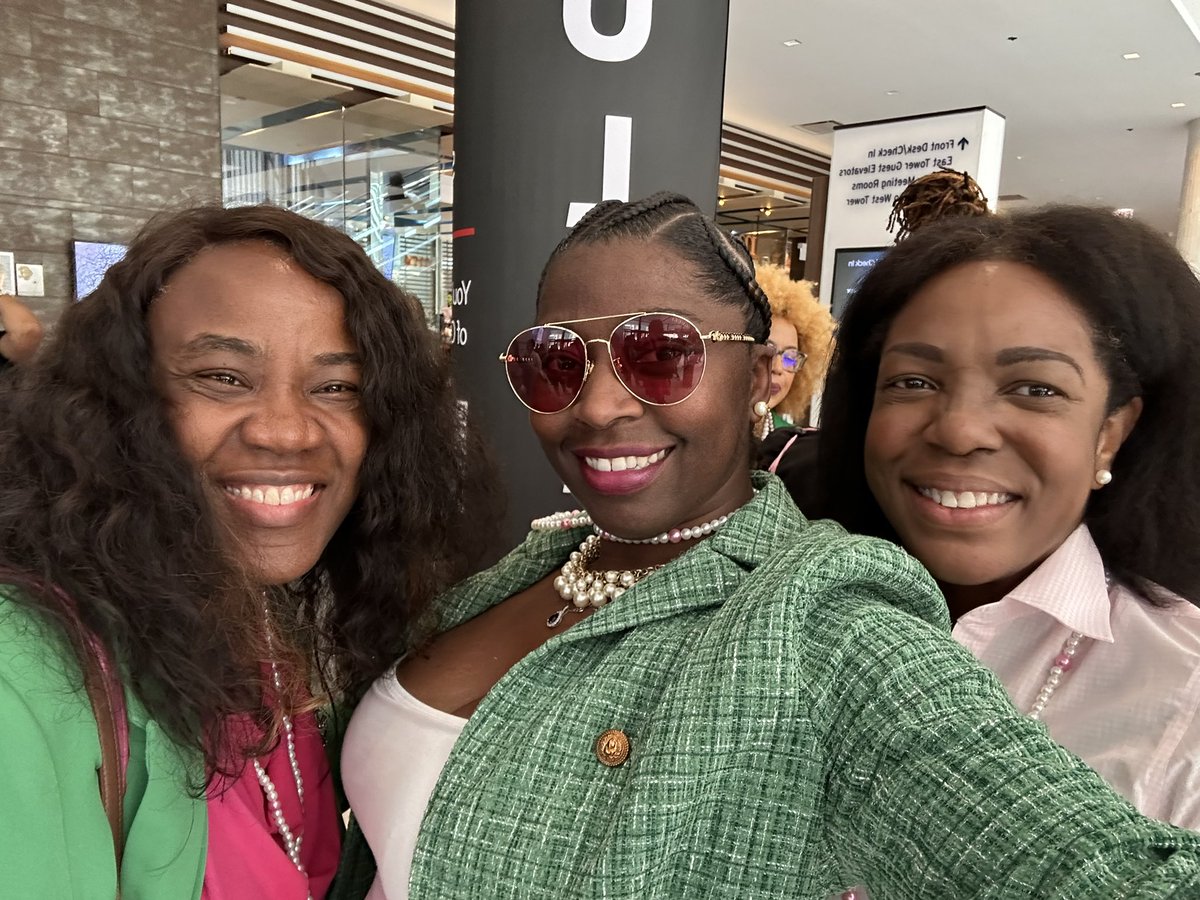 makedamclune's tweet photo. Leadership Seminar of Alpha Kappa Alpha Sorority, Inc is a #wrap Service is what we do! 
Moving forward #Leadership is a must schedule #PathwaysToSoar #SoaringWithAKA #AKA1908 #SAR #SouthAtlanticRegion @akasorority1908 https://t.co/nbpOJjKeoa