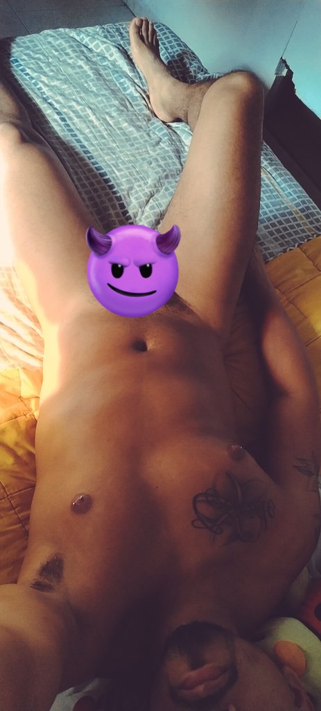 anaanjc's tweet photo. Dormire #postturno https://t.co/GL3dxlrE3o