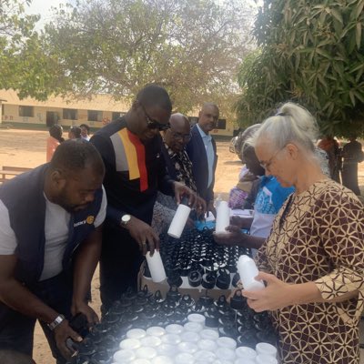 BrusubiRotary's tweet photo. #NewProfilePic https://t.co/sjJodc4Wlr