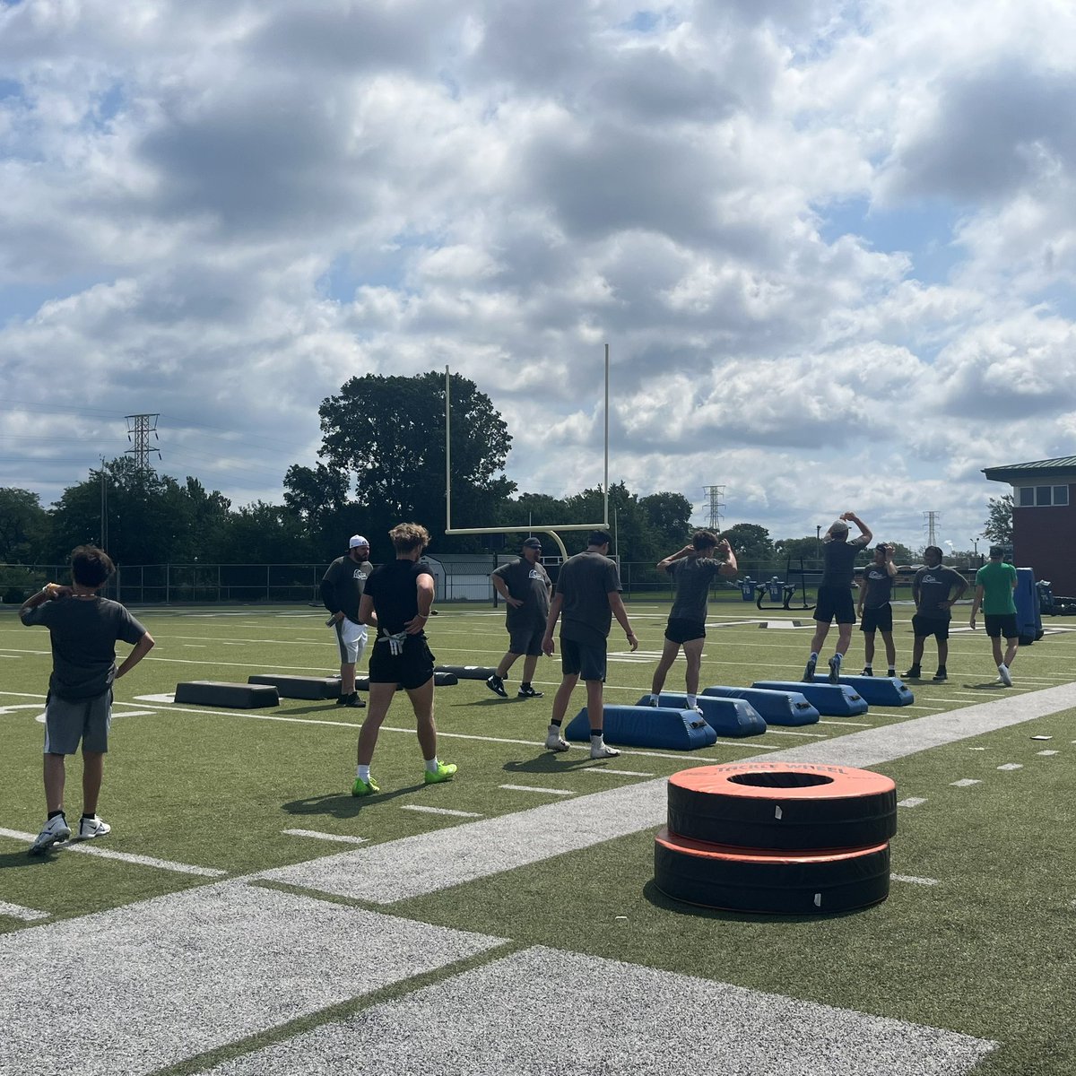 CCSJAthletics's tweet photo. 2023 Crimson Wave Sprint Football Prospect Camp ✅

Mark your calendars for the first home game of the season September 16th 🌊 https://t.co/UGTBAlymAk