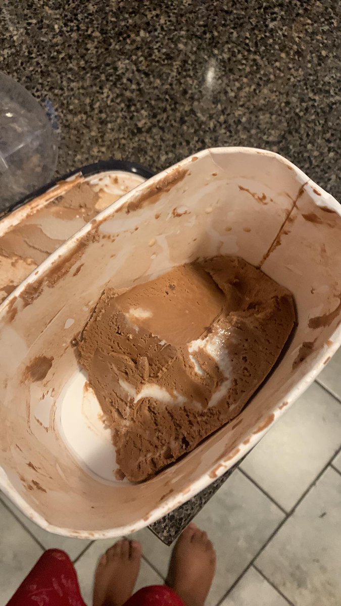 ConfidentlyMel's tweet photo. Buyer Beware: My mother nearly swallowed an OPEN SAFETY pen found in her @BRCIceCream purchased from a @SuperloFoods. It is crazy how the cost of goods is increasing, yet companies are cutting corners in order to make more profits. @FDArecalls look in to this ASAP! https://t.co/YRrVOIoOlP