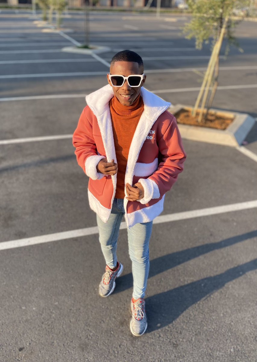 PhoSky_Koetelii's tweet photo. Hi . 🙂 I’m running a clothing brand and my client might be on your TL . 🤍 Thank you .

Connie | after 30 | sjava | Gweru | https://t.co/ztiG62kRq3