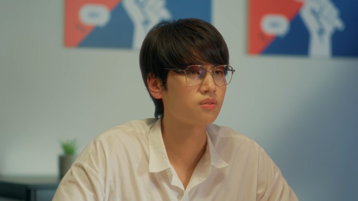 GMMTV's tweet photo. พี่เวฟช็อตฟีลสุดๆ🥲🥲🥲🥲

🔗 https://t.co/7GhXJkfgrg
#HiddenAgendaEP2
#GMMTV 
@dunknatachai @plapodd https://t.co/WFekcgCDJ3