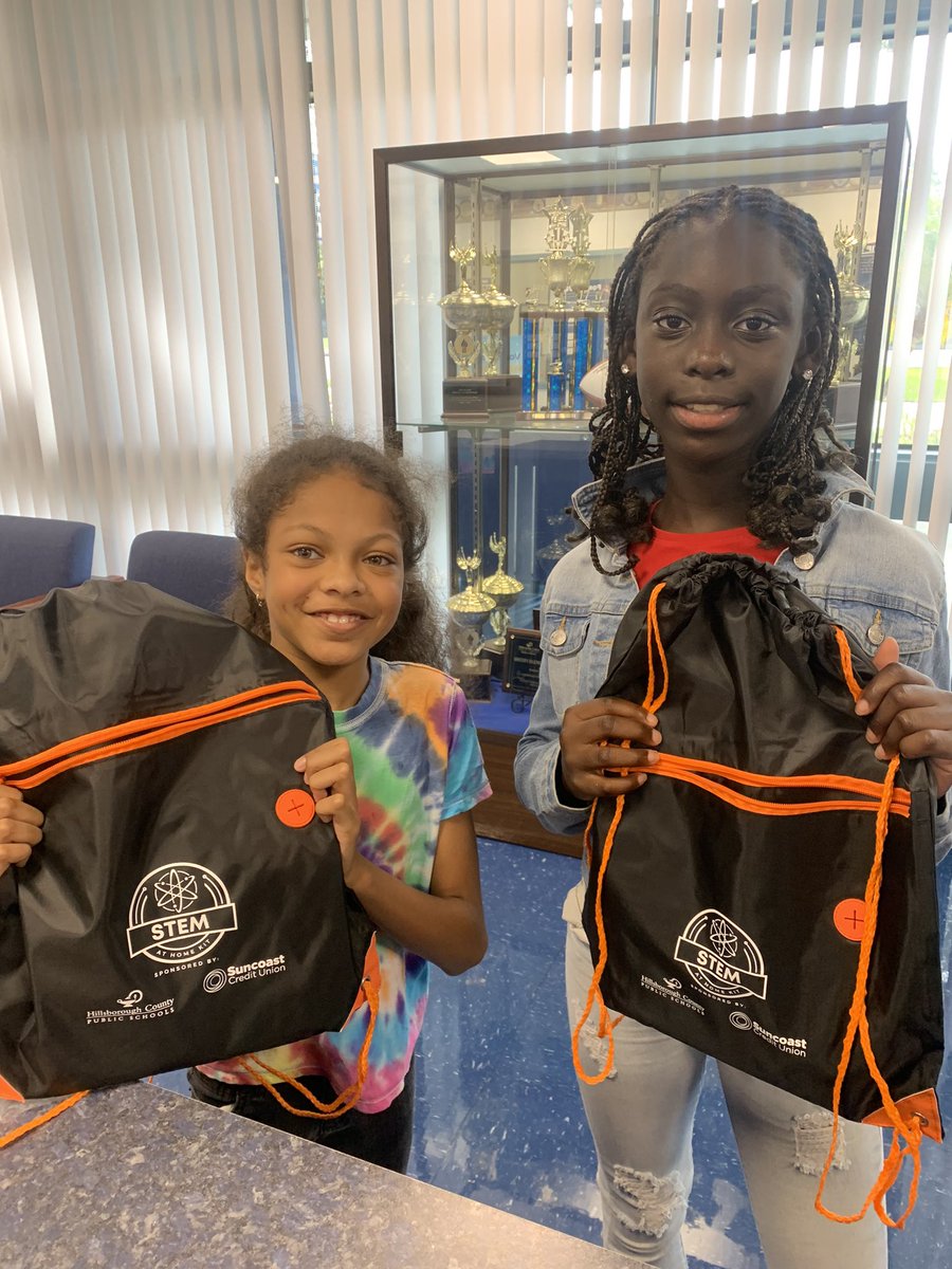 Although SLP ‘23 is over, these Sheehy scholars have the opportunity to continue learning at home all because of <a href="/SuncoastCU/">Suncoast Credit Union</a>! We are so grateful for your dedication to the community and education! <a href="/HCPSElemScience/">HCPSElemScience</a> <a href="/PrincipalGadson/">Principal Gadson</a>