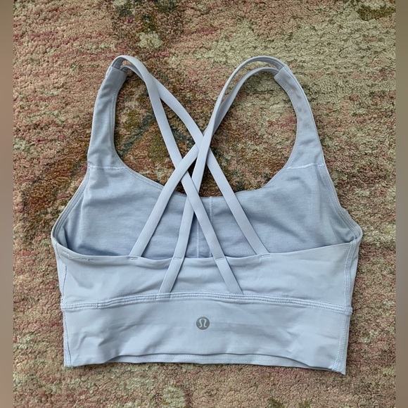 whatnikthinks's tweet photo. So good I had to share! Check out all the items I'm loving on @Poshmarkapp #poshmark #fashion #style #shopmycloset #lululemonathletica #xhilaration #ragbonenewyork: https://t.co/OAjkHo9Y1M https://t.co/yKOmjkH1Hy