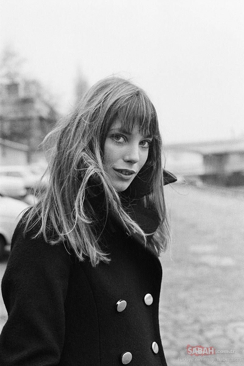 İngiliz sanatçılarının en Fransızı #JaneBirkin  💙🤍💔 76 yaşında hayatını kaybetti…Bir devrin sonu…