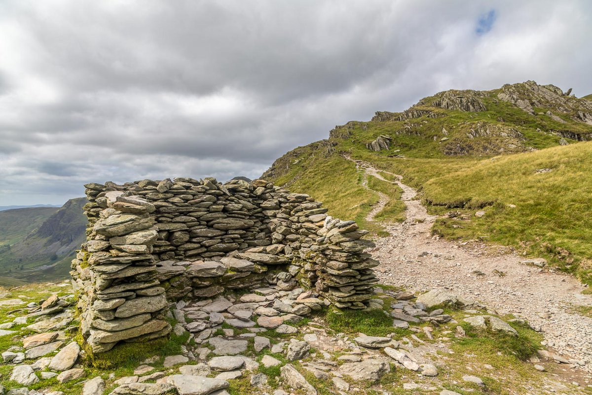 Harter Fell Mardale, and a stately bench for <a href="/MyFaveBench/">My Favourite Bench</a> 
andrewswalks.co.uk/harter-fell-ma…