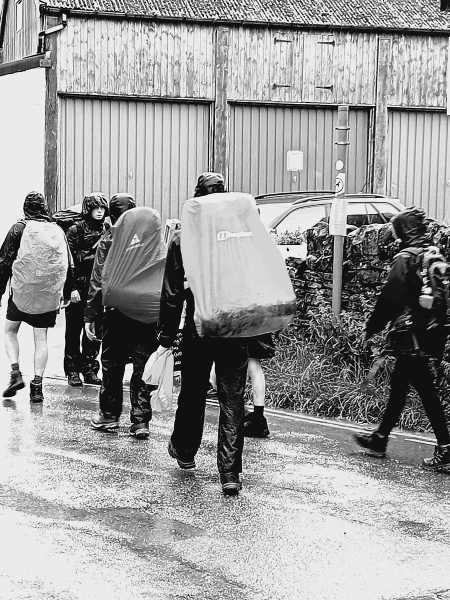 Our Bronze Expeditioners are all complete and our Silver Expeditioners enjoyed some patches of blue sky today! Well done to all for completing this weekend!