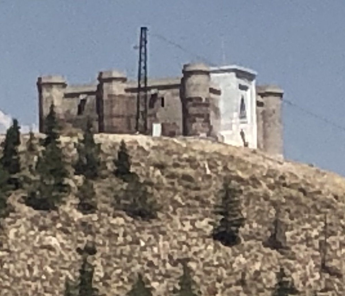 ilyasGkhan1's tweet image. #Baybars 1277’de #Huni’de (Elbistan) #Moğol ordusunu yenip #Kayseri’ye yürürken #Selçuklu Sultanı 3.G.#Keyhüsrev ve #Pervane’nin #Tokat’a kaçarken 3 gün kaldıkları #Erkilet Tümülüsündeki Av Köşkü(Hızır İlyas) (2022)