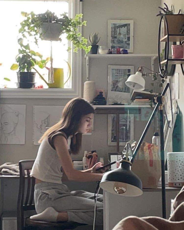 LadyNam1991's tweet photo. ฉันเป็น Introvert
- ความสุขของฉันคือการใช้เวลาอยู่กับตัวเอง
- ไม่ชอบอยู่ในที่ที่มีผู้คนมากมาย
- อยากอยู่กับคนที่รู้จักกันมากกว่าคนแปลกหน้า
- คนเดียว คนอื่นคิดว่าเหงา แต่มันก็คือความสุขของฉัน
- สามารถทำงานได้ดีและมีสมาธิมากกว่าเมื่ออยู่คนเดียว https://t.co/DWEfWSdH78