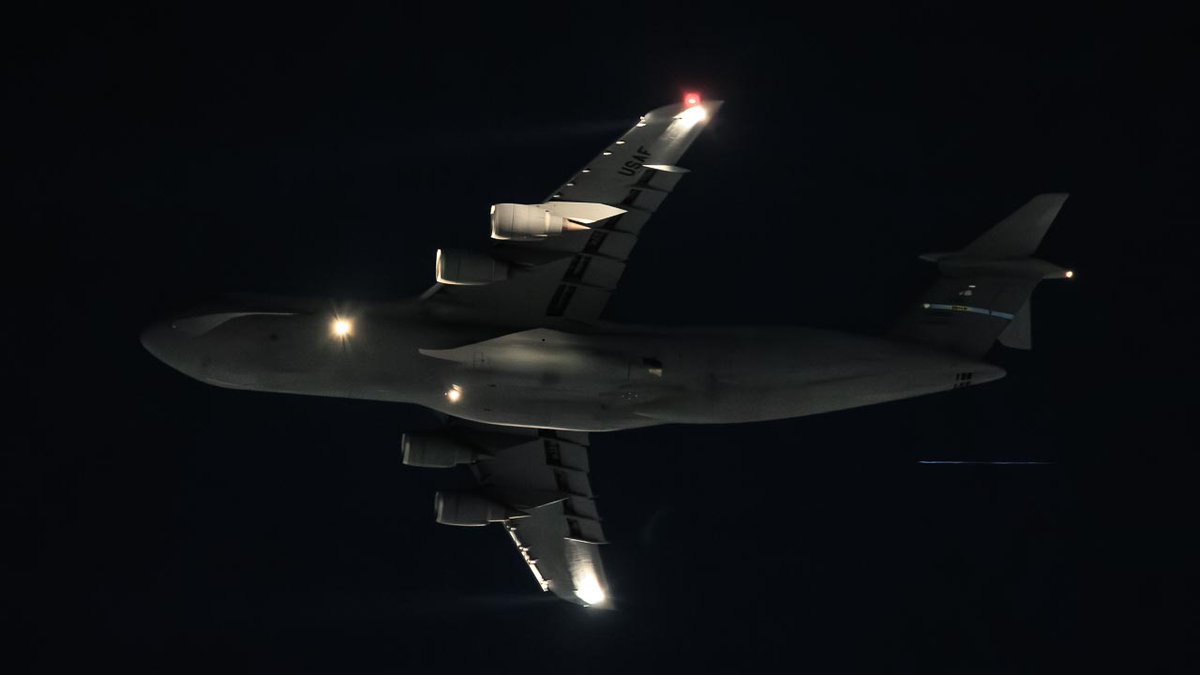 eos40is's tweet photo. 横田基地 20:48 RWY18↗︎
C-5M 86-0017
Dover AFB / KDOV
Safe Flight👋

#YokotaAB #RCH199 https://t.co/AQ7wHJ552s