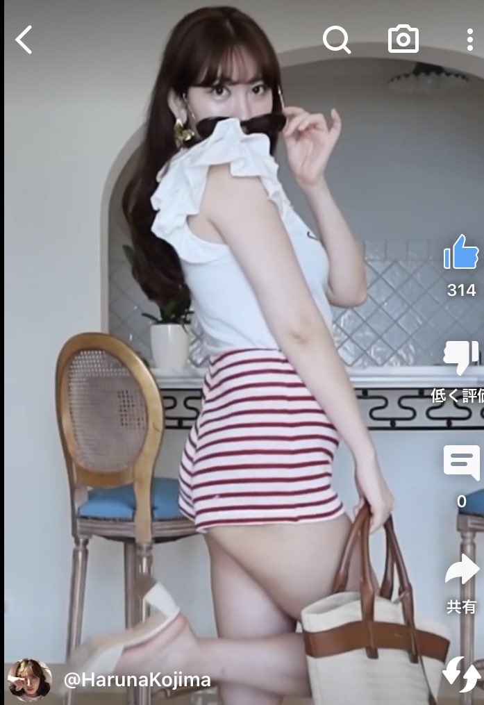 mimichakh's tweet image. このボディとバストが永遠の憧れ💓🫧
#kojiharunyan 
#小嶋陽菜
#こじはる
#herlipto 
#夏コーデ
