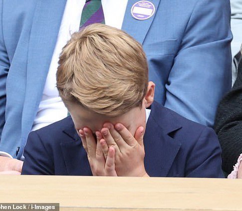 Canellecitadelle on Twitter: "Now these two are rooting for someone