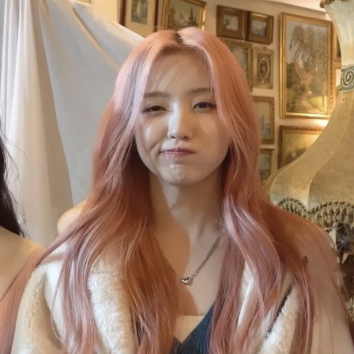 forbitseo's tweet photo. HELLAURRRR ALLLLL!

long time no c bangett, sorry jarang aktif ngehype lagii t___t, ohiya disini aku bakalan cfaw atau long rest karena aku bakalan masuk asrama :D  HAHAHA DADAH SEMUANYA TOLONG JAGAIN BITNYANGZ LUCU T___T 

thank you semuanya lafyew 🙁🤍 https://t.co/6f3NcTNd9e