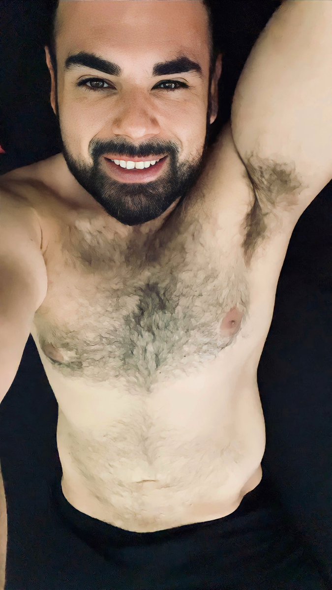 LeMorphine's tweet photo. Feliz domingo! 🖤 https://t.co/ATTAT8OcGz