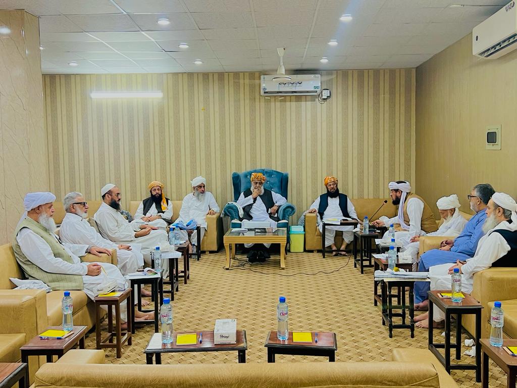 juipakofficial's tweet photo. اسلام آباد : جے یو آئی کی مرکزی مجلس عاملہ کا اجلاس https://t.co/XSN5liywNf