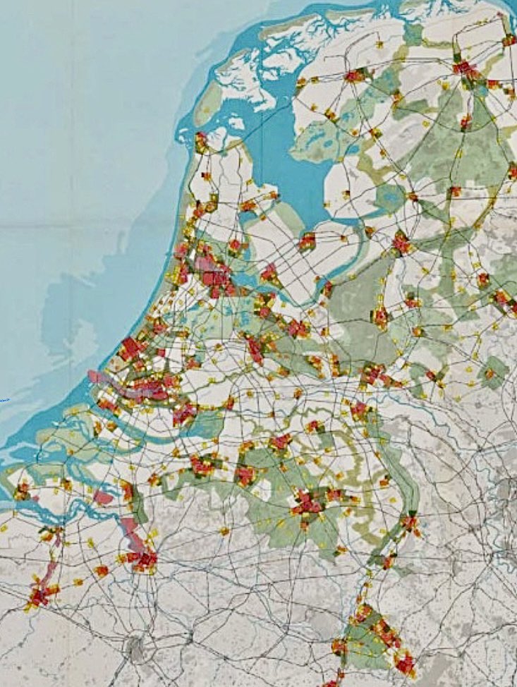 AadvanTongeren's tweet image. Het gaat me als rijksambtenaar aan mijn hart dat publieke sectoren waar Nederland van oudsher goed in was, zo in de versukkeling zijn geraakt. Ik denk aan stedenbouw, ruimtelijke ordening, volkshuisvesting, huisartsenzorg, onderwijs.