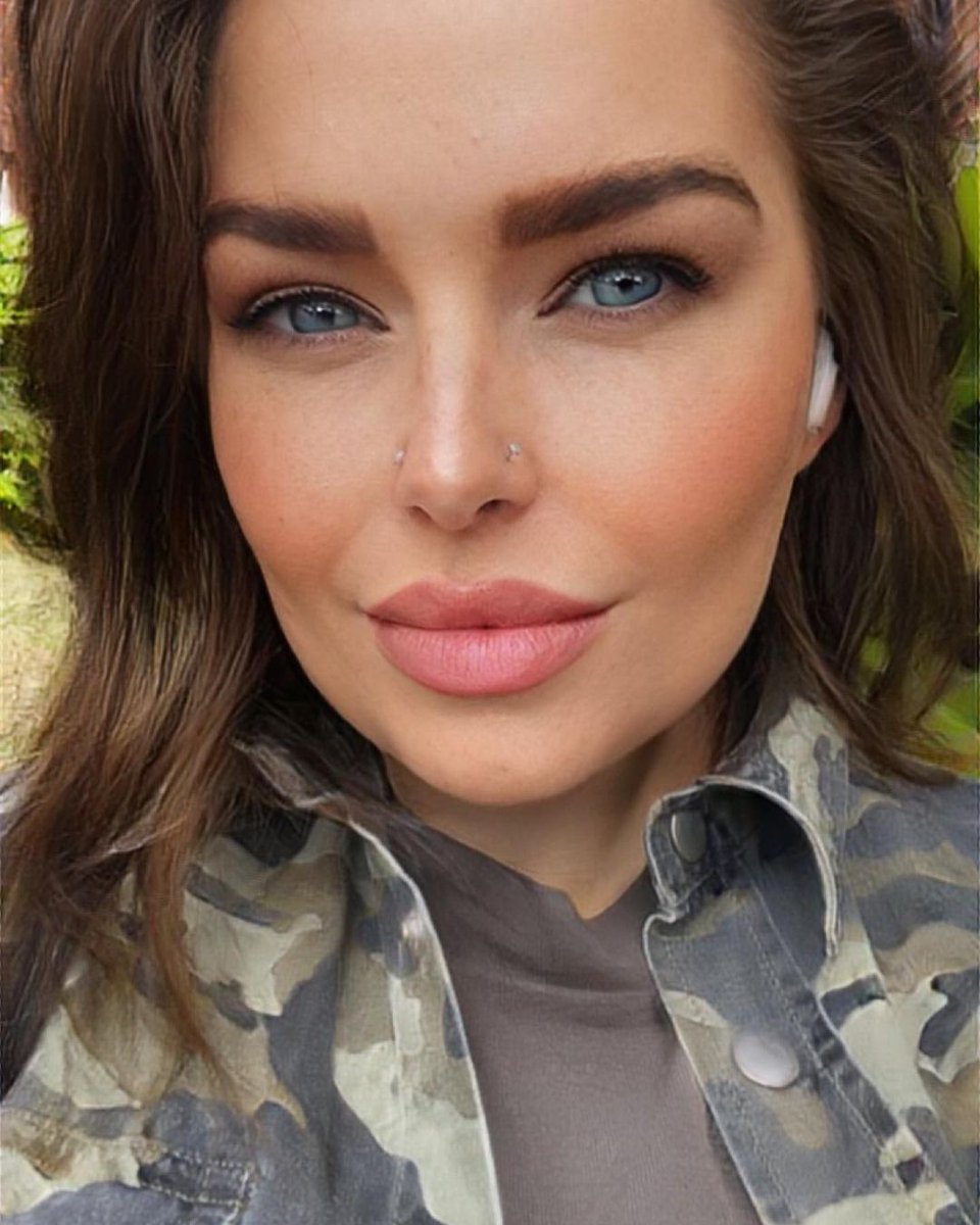 AluaCreators's tweet image. Introducing the stunning @Dani82_official  welcome to the Alua family! 🎉

She can’t wait to chat with you! ✨💫

Send her a message on Alua and let the magic begin! 💬

💌Alua: alua.com/dani82_official

#aluamodel #alua #contentcreator