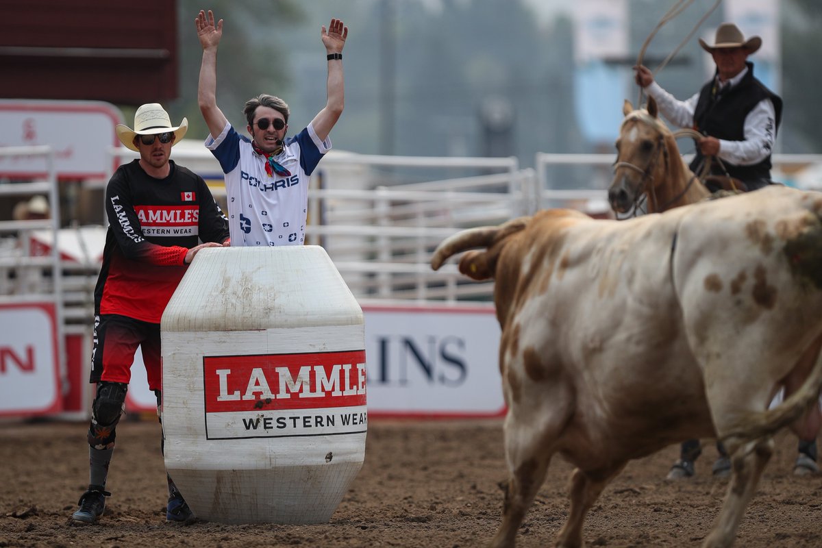 Lammles's tweet photo. C me...
Pool C complete. Itโs time for Championship Sunday!
#csrodeo #calgarystampede #westernwear #yyc #liveyourownwest
๐ท: Covy Moore https://t.co/izGQKrXHhR