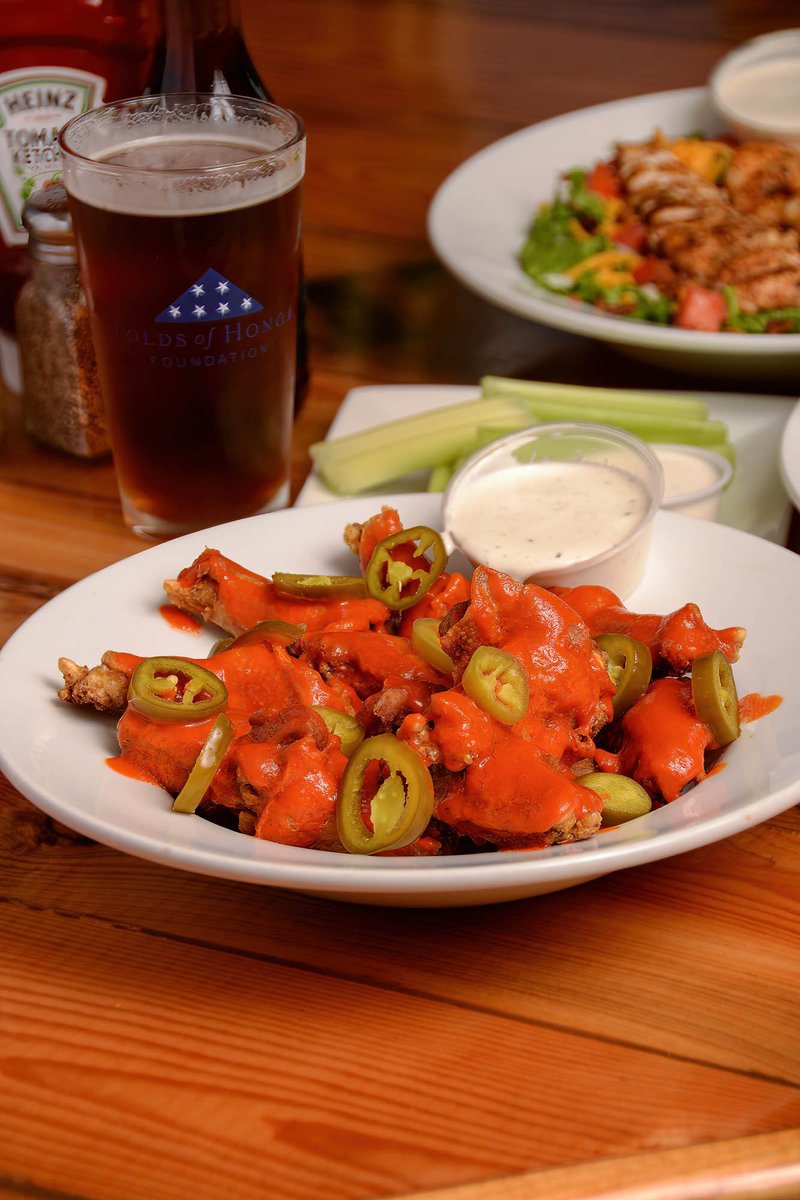 WhiskeyMill's tweet photo. Wings for dinner? Cluck Yeah!!! 🐔🐔🐔 It's Wingsday!! That means our fresh never frozen jumbo wings are ONLY $1 each!! https://t.co/JIegsYE4ac