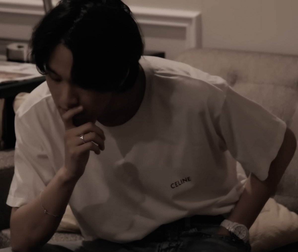 “อย่าเอาแต่ใจ”
“แล้วคุณจะดุเราทำไมนักหนาอะ เราผิดขนาดนั้นเลยหรอ”