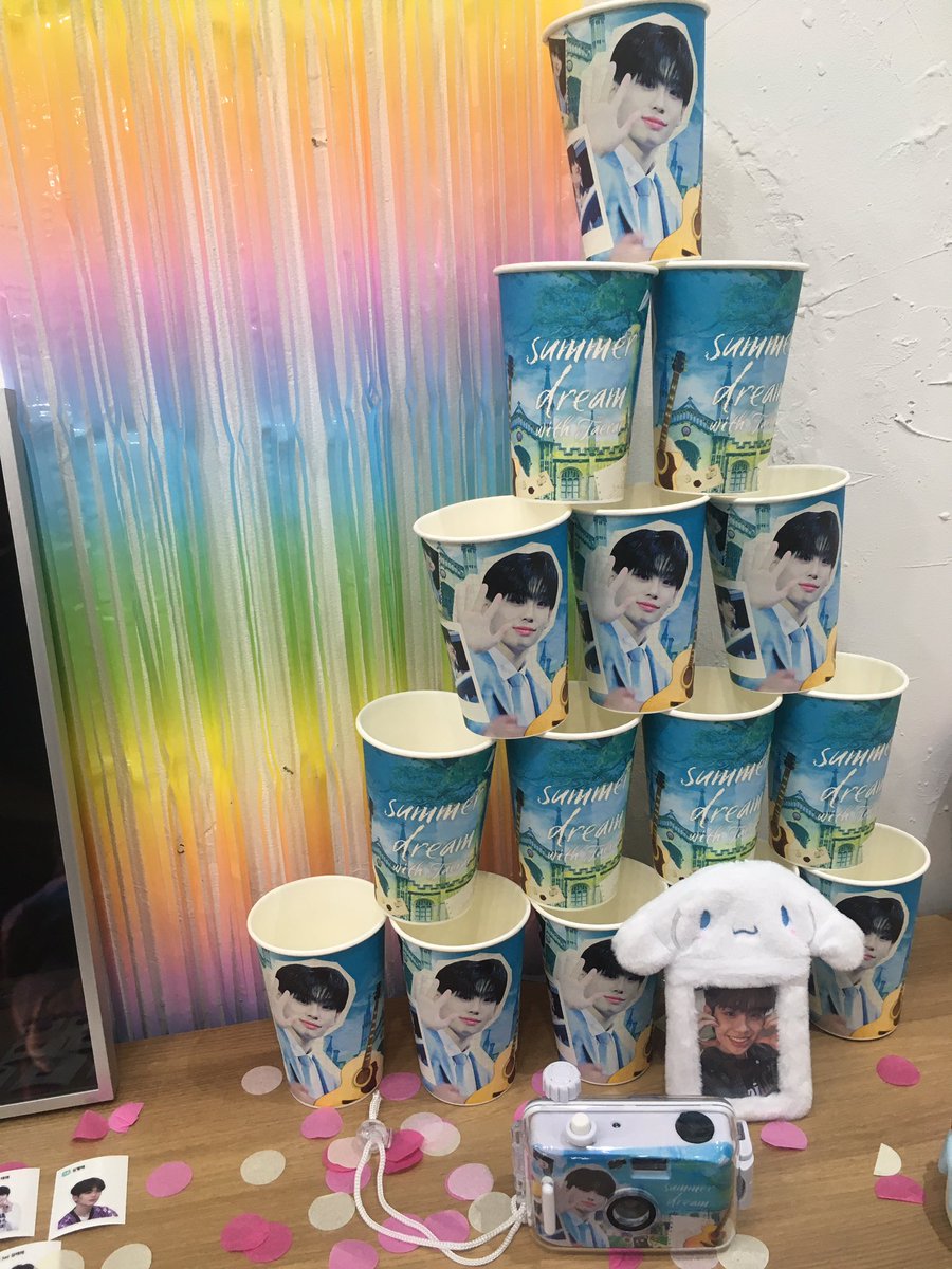 Pommmmm528's tweet photo. 🐥드리미스페이스

#태래가_온_여름을_기억할게요
#summer_dream_with_taerae

여름을 맞이해서 온 태래의 생일을 축하하기 위해 갔는데 상큼상큼하게 잘 꾸며져있어서 좋았습니다🫶🏻 태래고사도 봤는데 풀면서 태래에 대해 더 잘 알게되어서 재밌었어요!! https://t.co/ErMBK7hOtw