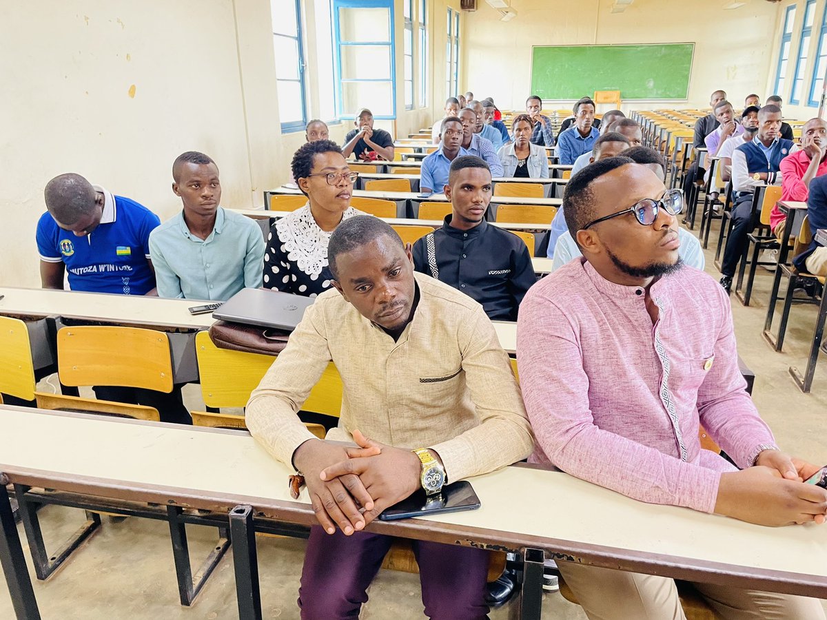 DUSAF12's tweet photo. Nonaha muri @Uni_Rwanda campus ya @UR_Huye hari kubera amatora yabagize Committee nyobozi ya DUSAF 2023-2024. @A_sebutege @JRutaburingoga @UrsuHuye @RwikazaGentil @Erickson_Mugish @HuyeDistrict @GisagaraDistr @RwandaLocalGov https://t.co/X7pwZWiAs9