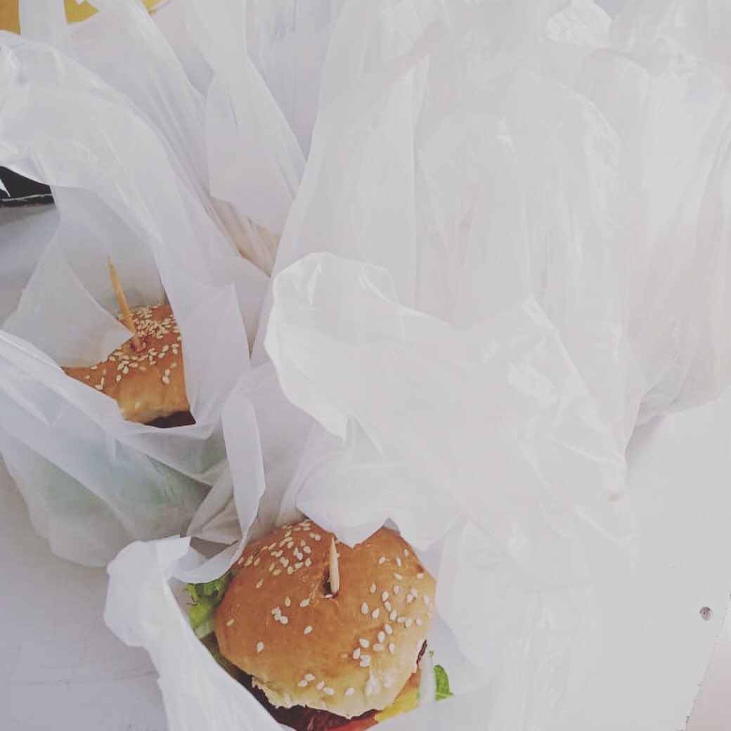 @olasburger_ #burgerboy 🍔 Satisfy your cravings 👨🏽‍🍳 Delivery Deliciously Available 🚚 #calebuniversity #twitterfbi #fbitwitter #twitterforfbi #unavailable #pastry #SundayBrunch #sunday #chef #lagoschef #lagosbaker #lagosparties #lagossurprise #trending #BREAKING #Bigwiz