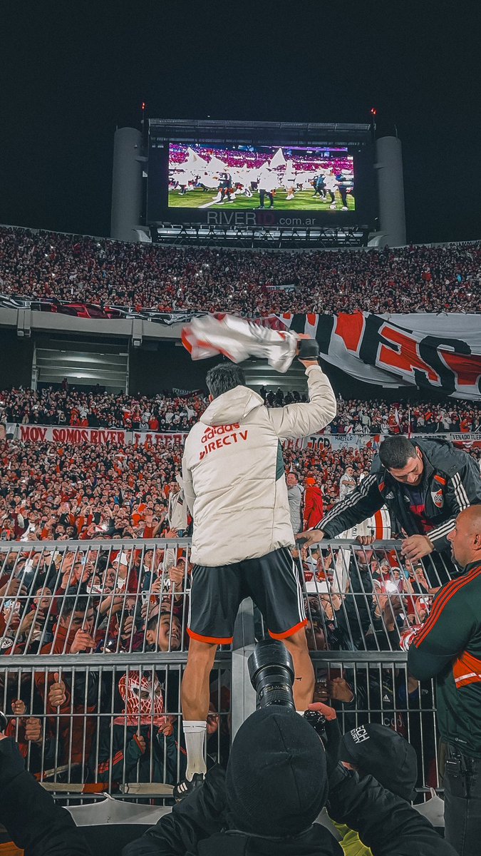 Enzo Pérez, eterno.