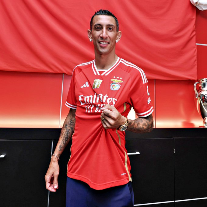 Di María marca no seu primeiro jogo.