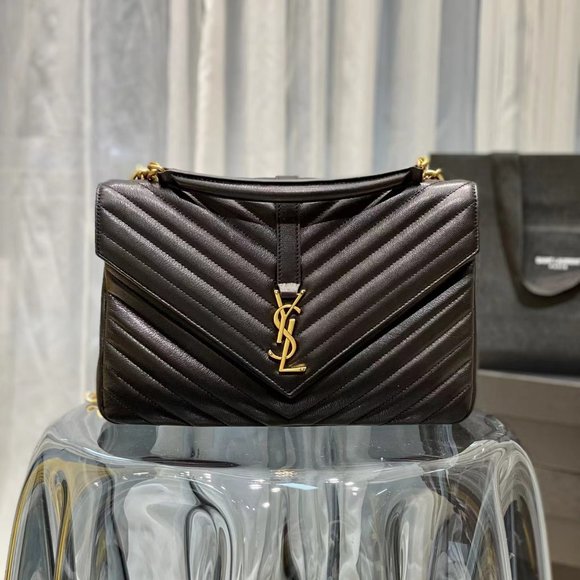 FebreJennifer's tweet photo. So good I had to share! Check out all the items I'm loving on @Poshmarkapp #poshmark #fashion #style #shopmycloset #yvessaintlaurent: https://t.co/pkPhKgbg81 https://t.co/sH9gZ3e3W2