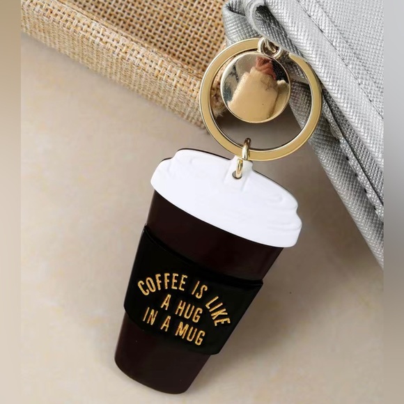 FibroFit's tweet image. So good I had to share! Check out all the items I'm loving on @Poshmarkapp #poshmark #fashion #style #shopmycloset #qupid: posh.mk/j6MQi1b0tBb